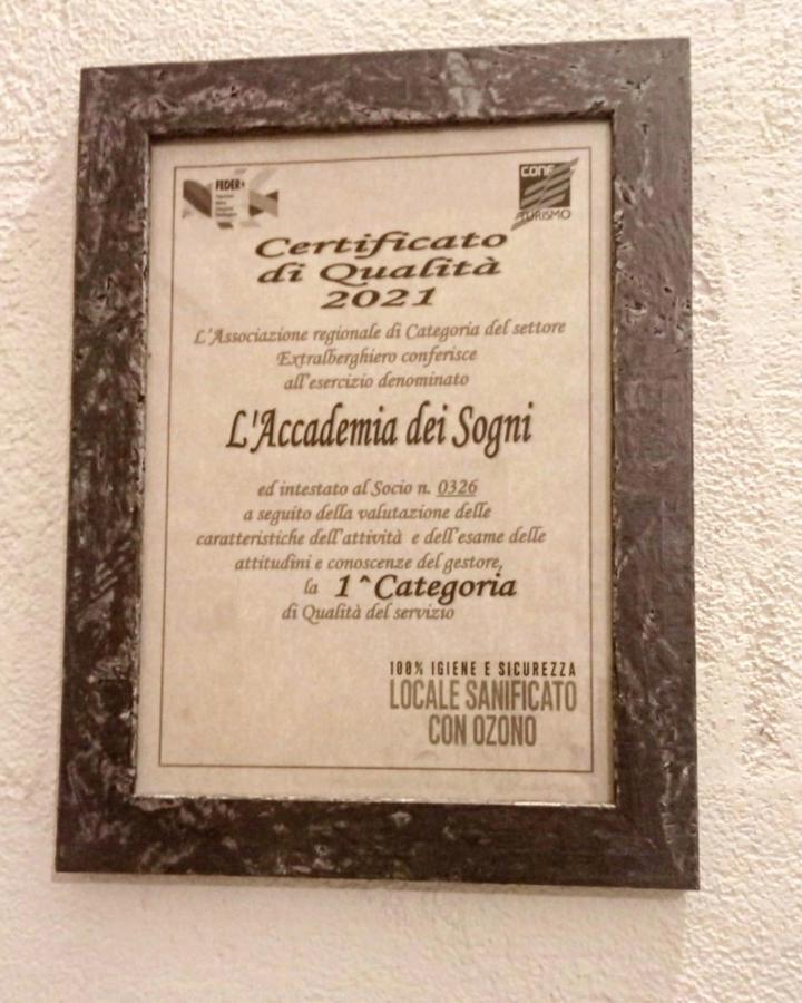 מלון סאסארי L'Accademia Dei Sogni מראה חיצוני תמונה